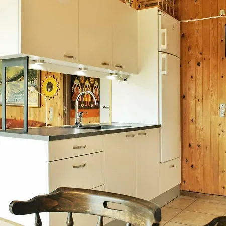 Three-bedroom In 8 Ferienhaus *